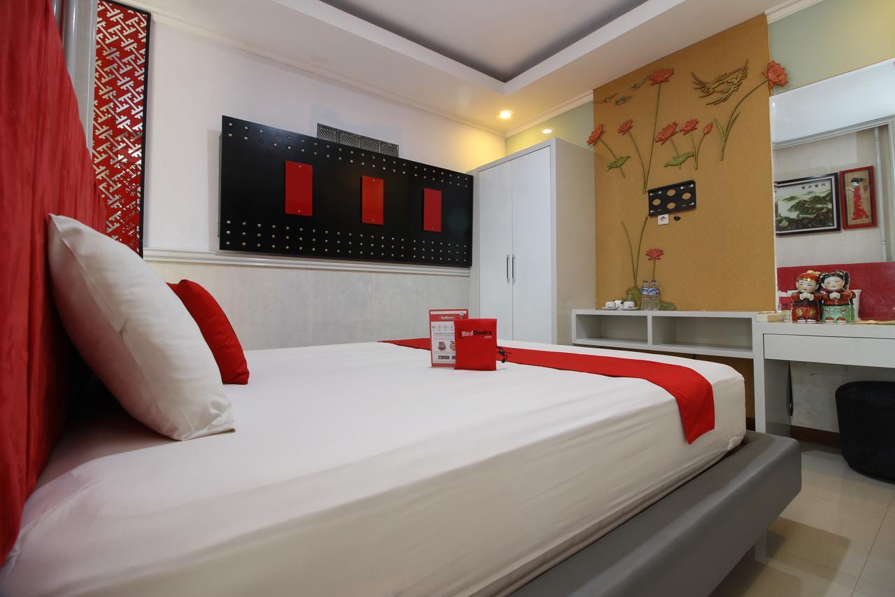 Reddoorz Plus Near Tugu Jogja 2 Yogyakarta Exterior foto
